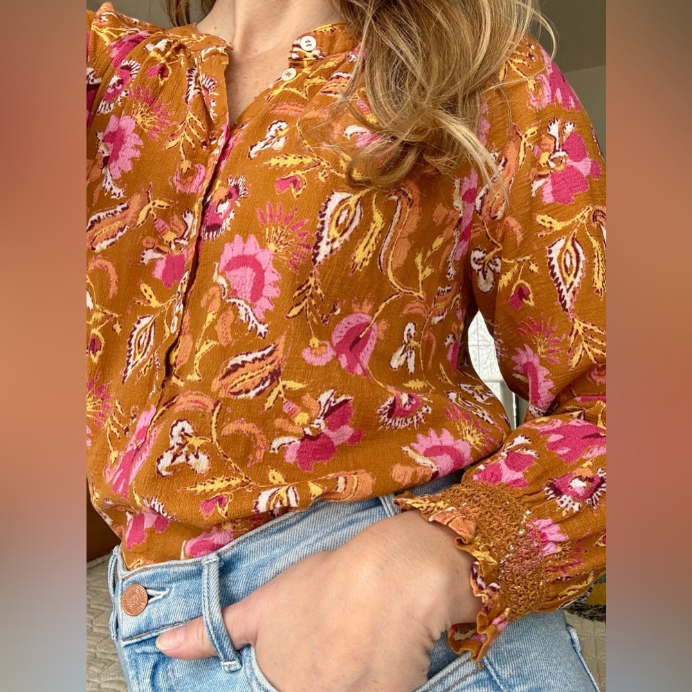 Xirena Blouse XS Stunning Colors EUC
